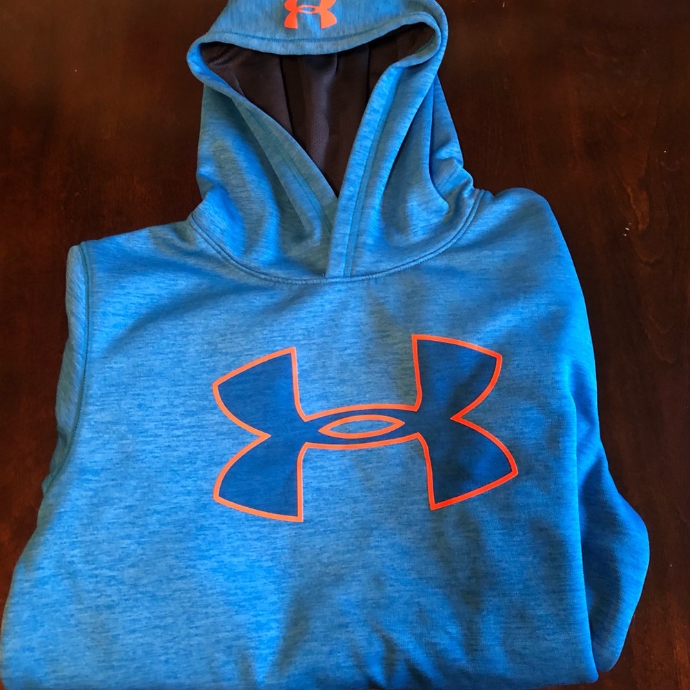 Super cute! Under Armor hoodie